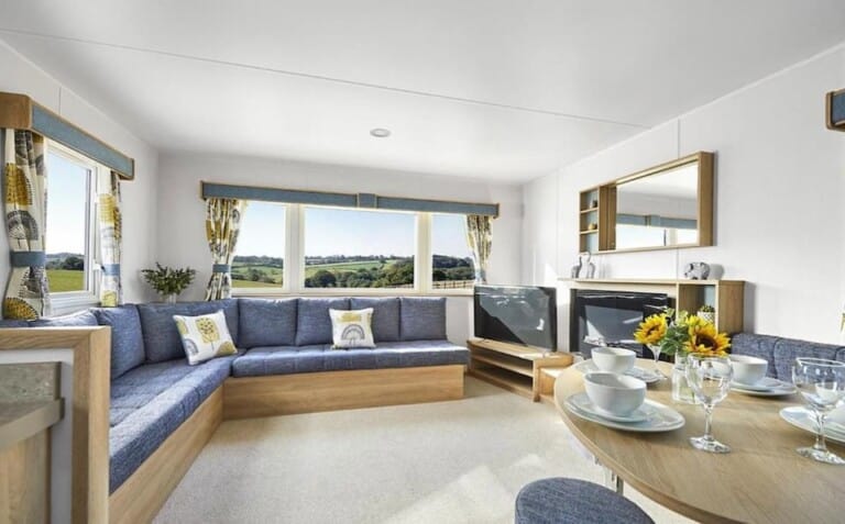 Lounge with View of the Fleet 768x477