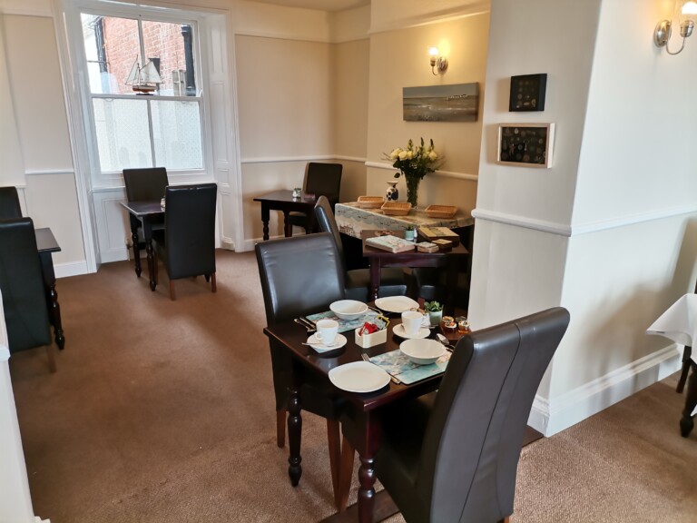 Dining room new 768x576