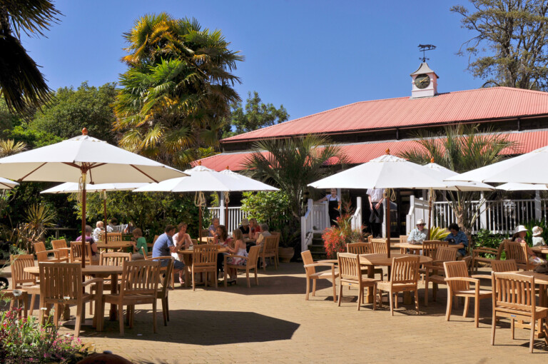 Colonial restaurant ls 768x510