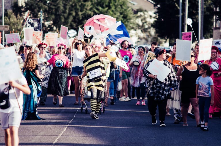 Parade 3 768x510