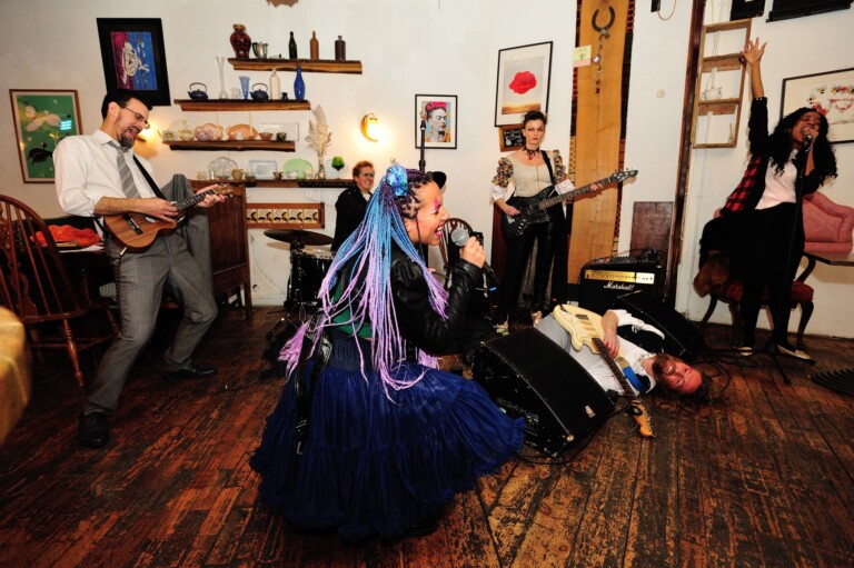 Dangerous Games Teatro Vivo The Maze playing the gig that ends the show photo by Doug Southall 768x511