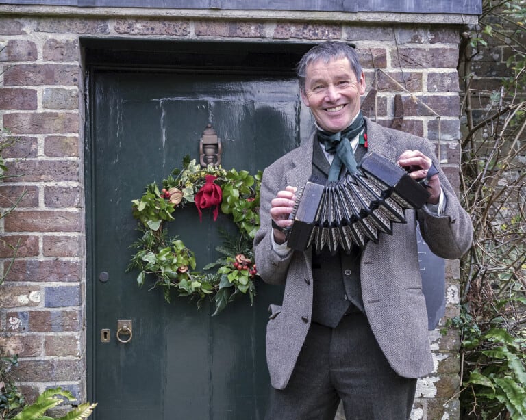 Tim Laycock at Hardys Cottage media02 Tony Gill 768x614