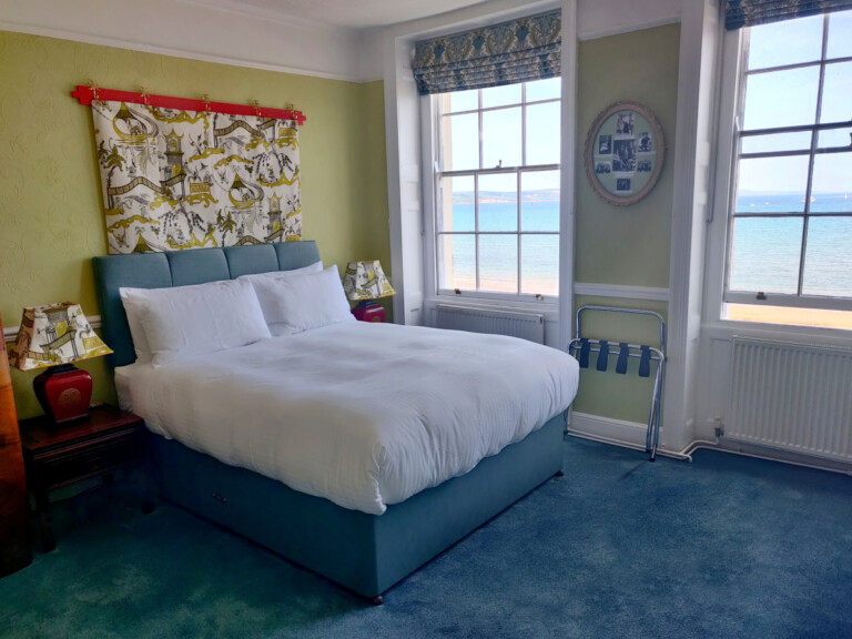 Room Eight - The Eastern Shores Room