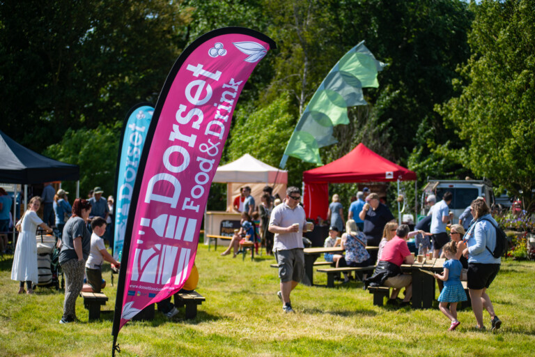 350244607 1288957825066694 8645816831023088616 n 768x512