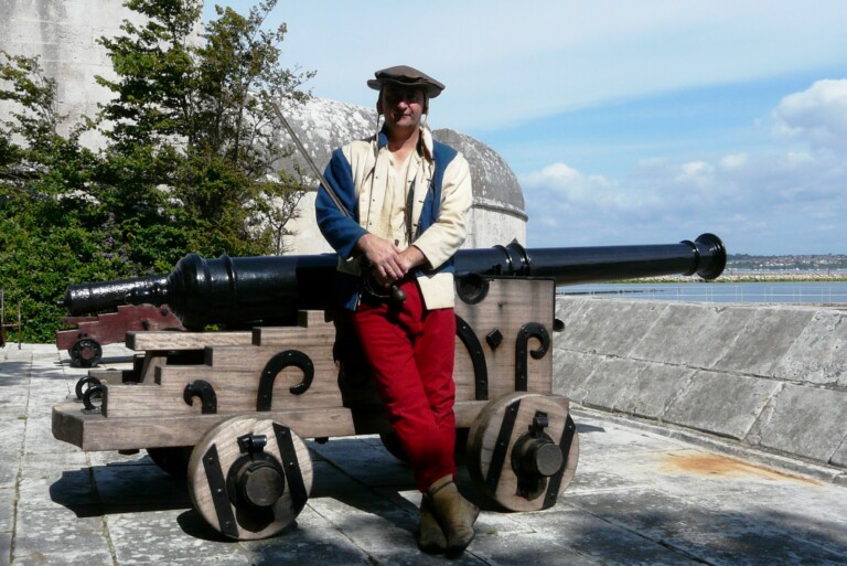Tudor Cannon Crew 768x513