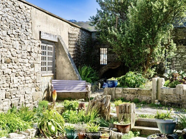 Chiswell Walled Gardem 768x576