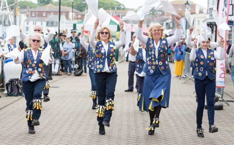 Festival dancers 768x478
